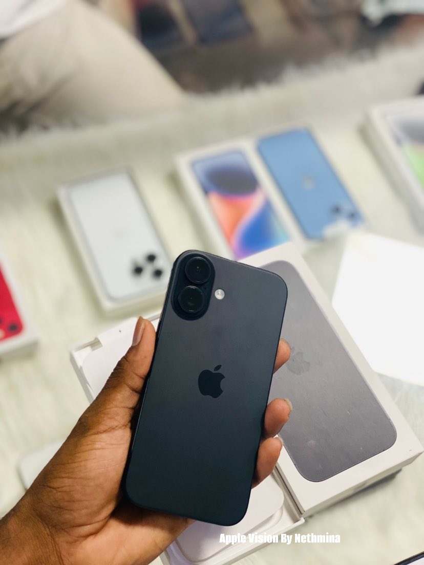 Showcase Device 7